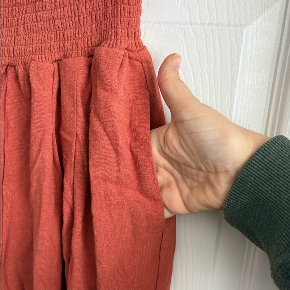 Chic Rust Cropped Pants - Picture 2 of 3